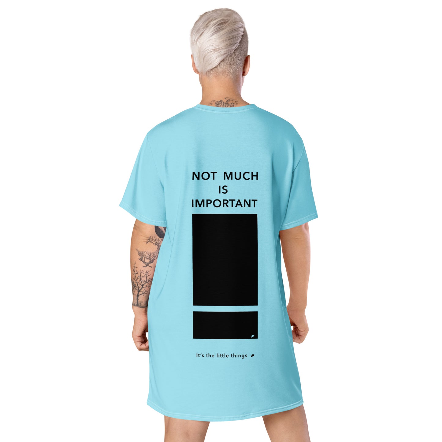 T-shirt dress (Reflections / Questions collection)