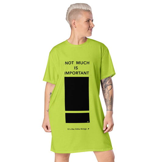 T-shirt dress (Reflections / Questions collection)