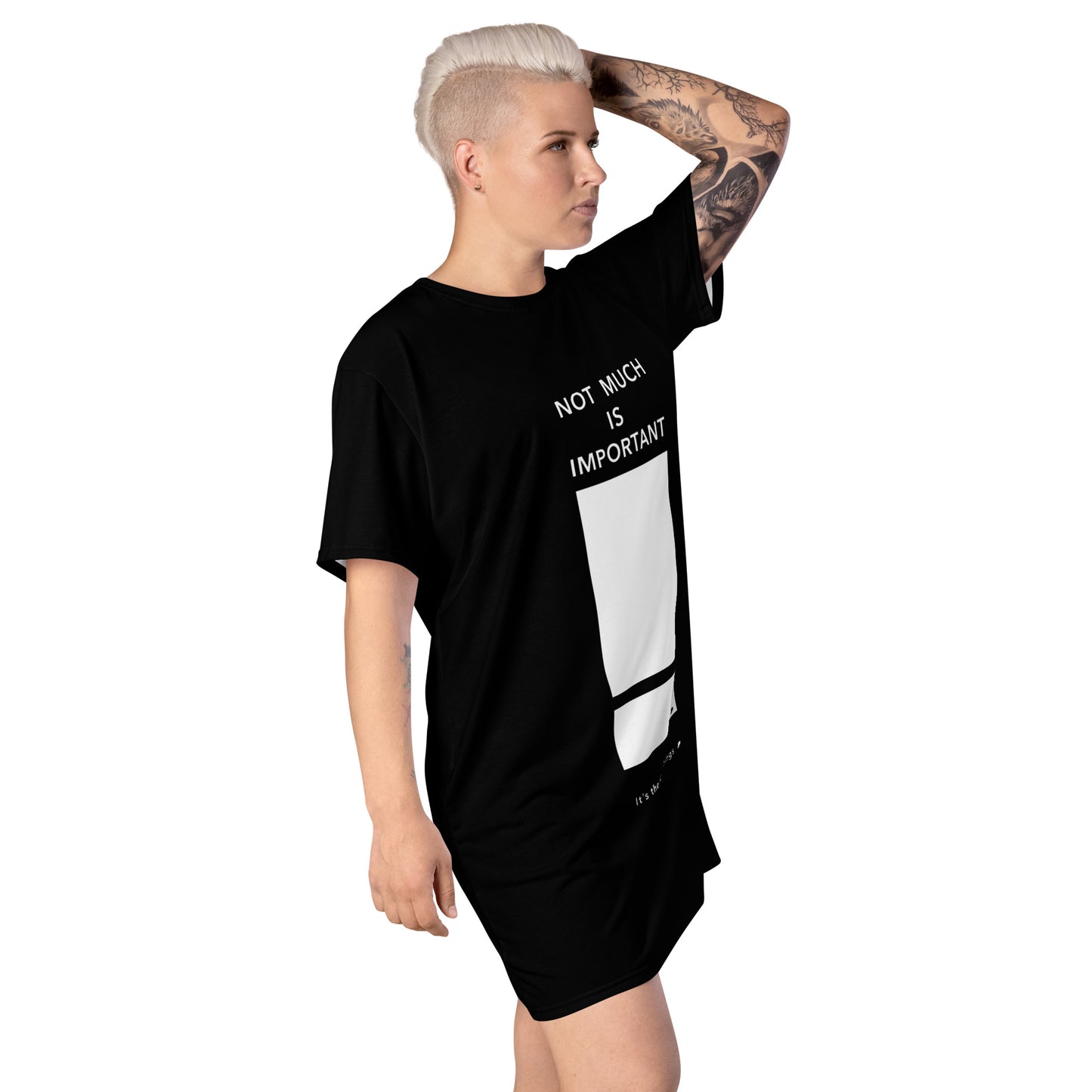 T-shirt dress (Reflections / Questions collection)